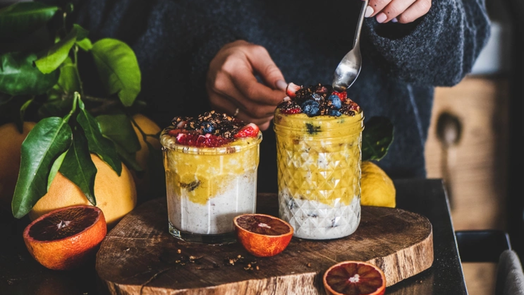 Nosta joulun tunnelmaa sahramilla maustetulla raakapuurolla