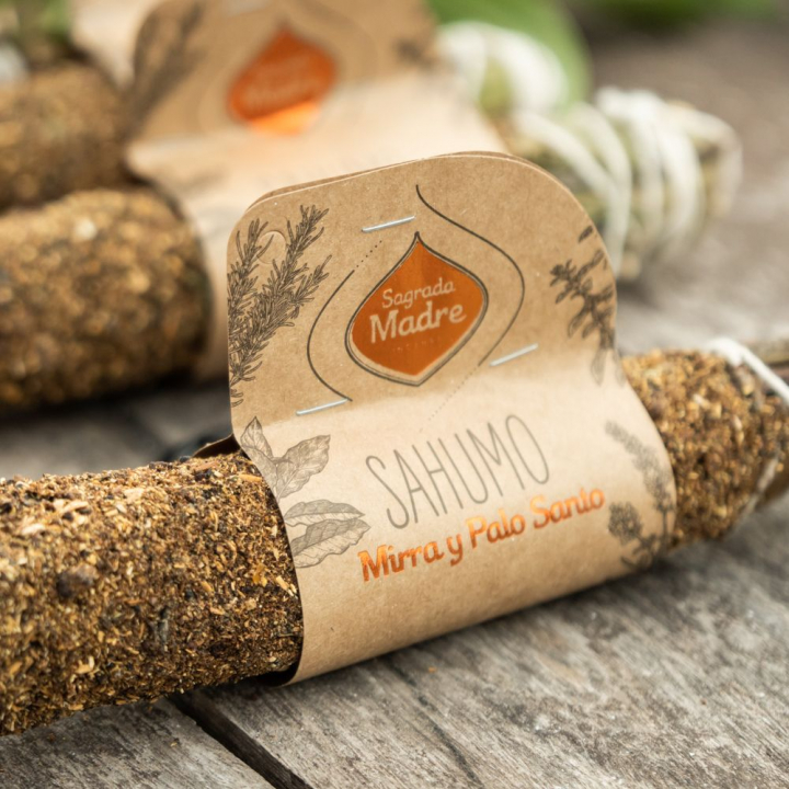 Sahumo Smudge Stick Mirha & Palo Santo 1 kpl ryhmässä Koti & Sielu / Tunnelma & tuoksu / Suitsuke @ Rawfoodshop Scandinavia AB (79-01)