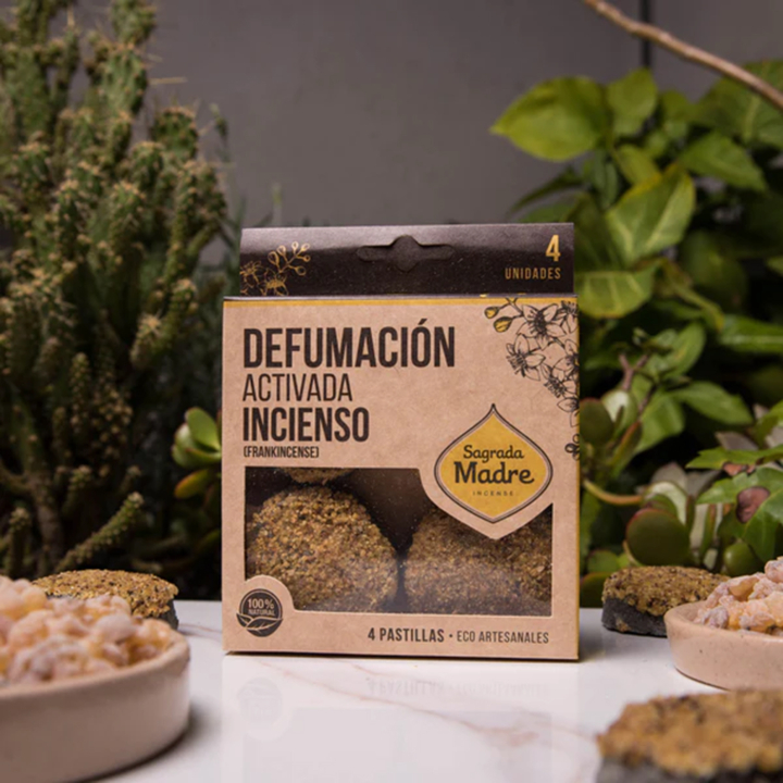 Frankincense suitsukepalat 4 kpl ryhmässä Koti & Sielu / Tunnelma & tuoksu / Suitsuke @ Rawfoodshop Scandinavia AB (SKU-159)