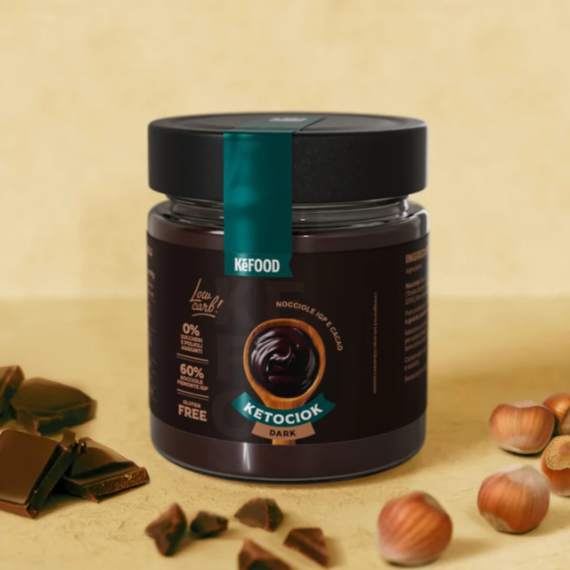 Tumma Suklaa- ja Hasselpähkinälevite Keto 250g