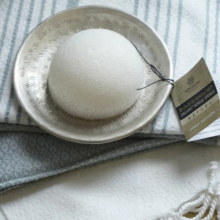 EKO Konjak Sieni Luonnollinen ryhmässä Iho & Vartalo / Kasvot / Sienet @ Rawfoodshop Scandinavia AB (KKONJN-B-IN10)