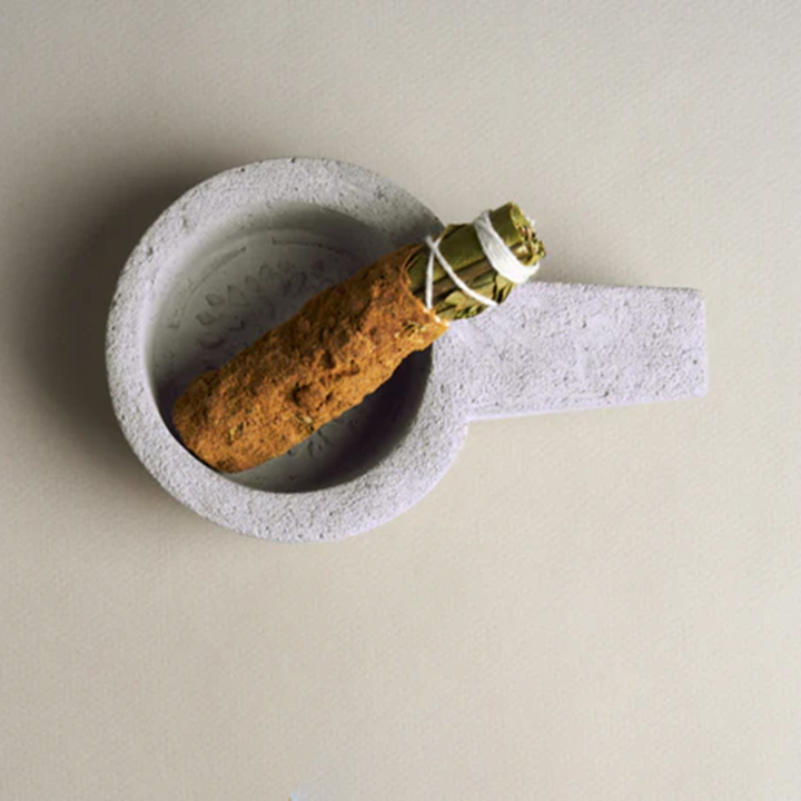 Buenos Aires Sahumador Harmaa ryhmässä Koti & Sielu / Tunnelma & tuoksu / Suitsuketelineet & lautaset @ Rawfoodshop Scandinavia AB (SKU-088)