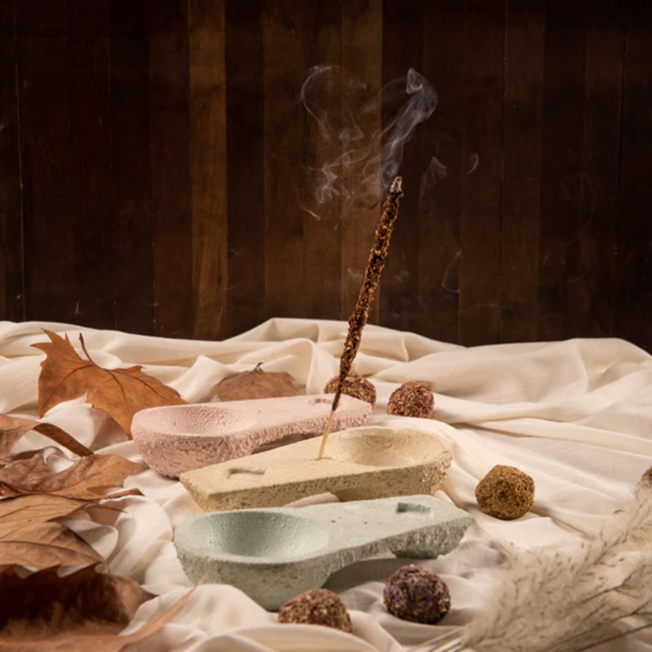 Sahumador Suitsukkeenpolttaja Vaaleanpunainen ryhmässä Koti & Sielu / Tunnelma & tuoksu / Suitsuketelineet & lautaset @ Rawfoodshop Scandinavia AB (SKU-680)